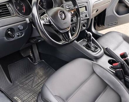 Черный Фольксваген Джетта, объемом двигателя 2 л и пробегом 223 тыс. км за 8600 $, фото 26 на Automoto.ua