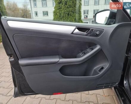 Чорний Фольксваген Джетта, об'ємом двигуна 1.8 л та пробігом 158 тис. км за 8699 $, фото 36 на Automoto.ua