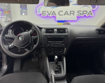 Чорний Фольксваген Джетта, об'ємом двигуна 2 л та пробігом 183 тис. км за 9200 $, фото 12 на Automoto.ua