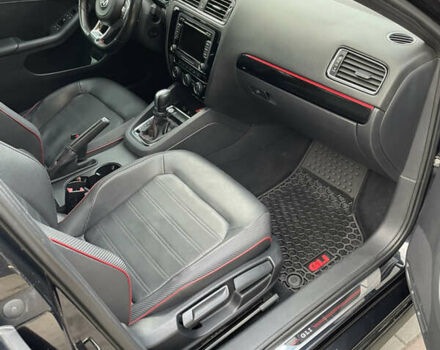 Черный Фольксваген Джетта, объемом двигателя 2 л и пробегом 123 тыс. км за 12600 $, фото 14 на Automoto.ua