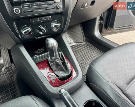 Черный Фольксваген Джетта, объемом двигателя 1.8 л и пробегом 220 тыс. км за 8500 $, фото 24 на Automoto.ua