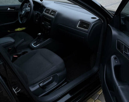 Черный Фольксваген Джетта, объемом двигателя 1.98 л и пробегом 203 тыс. км за 8300 $, фото 13 на Automoto.ua