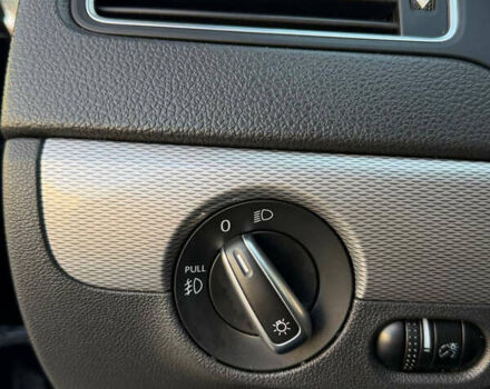 Черный Фольксваген Джетта, объемом двигателя 1.8 л и пробегом 180 тыс. км за 9599 $, фото 25 на Automoto.ua