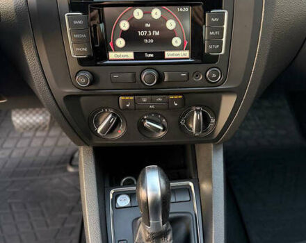 Черный Фольксваген Джетта, объемом двигателя 1.8 л и пробегом 180 тыс. км за 9599 $, фото 27 на Automoto.ua