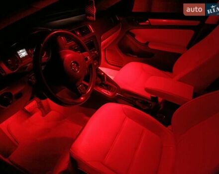 Чорний Фольксваген Джетта, об'ємом двигуна 1.8 л та пробігом 140 тис. км за 9299 $, фото 2 на Automoto.ua