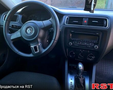 Черный Фольксваген Джетта, объемом двигателя 2 л и пробегом 200 тыс. км за 7999 $, фото 7 на Automoto.ua