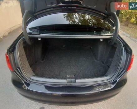 Черный Фольксваген Джетта, объемом двигателя 1.8 л и пробегом 155 тыс. км за 8900 $, фото 4 на Automoto.ua