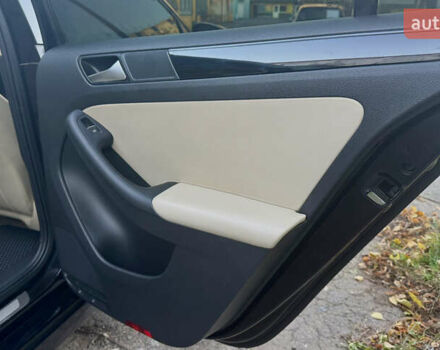 Черный Фольксваген Джетта, объемом двигателя 1.97 л и пробегом 173 тыс. км за 11300 $, фото 3 на Automoto.ua