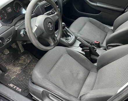 Черный Фольксваген Джетта, объемом двигателя 2 л и пробегом 315 тыс. км за 7800 $, фото 5 на Automoto.ua