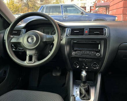 Фольксваген Джетта 2014 в Киеве на Automoto.ua Черный Фольксваген Джетта, объемом двигателя 2 л и пробегом 193 тыс. км за 6900 $, фото 20 на Automoto.ua