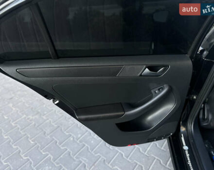 Чорний Фольксваген Джетта, об'ємом двигуна 2 л та пробігом 182 тис. км за 7700 $, фото 23 на Automoto.ua