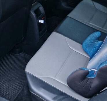 Чорний Фольксваген Джетта, об'ємом двигуна 1.4 л та пробігом 241 тис. км за 8599 $, фото 16 на Automoto.ua