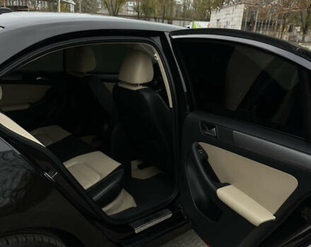 Черный Фольксваген Джетта, объемом двигателя 1.8 л и пробегом 120 тыс. км за 12500 $, фото 12 на Automoto.ua