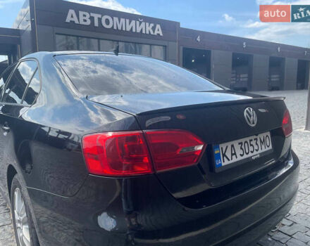 Чорний Фольксваген Джетта, об'ємом двигуна 2 л та пробігом 134 тис. км за 11000 $, фото 5 на Automoto.ua