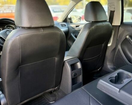 Черный Фольксваген Джетта, объемом двигателя 1.8 л и пробегом 180 тыс. км за 9499 $, фото 9 на Automoto.ua