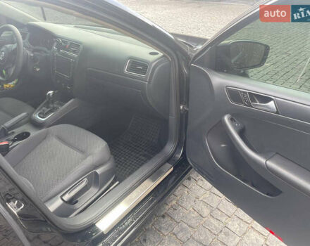 Чорний Фольксваген Джетта, об'ємом двигуна 2 л та пробігом 134 тис. км за 11000 $, фото 10 на Automoto.ua