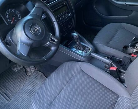 Черный Фольксваген Джетта, объемом двигателя 2 л и пробегом 200 тыс. км за 7500 $, фото 4 на Automoto.ua