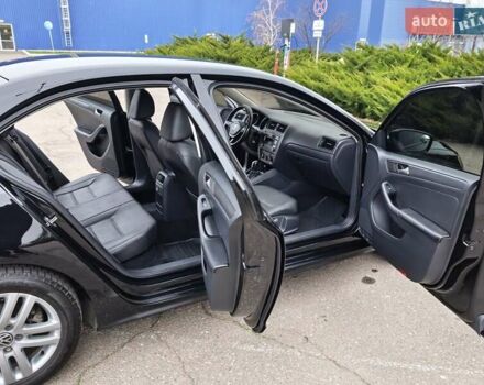 Черный Фольксваген Джетта, объемом двигателя 2 л и пробегом 223 тыс. км за 8600 $, фото 21 на Automoto.ua