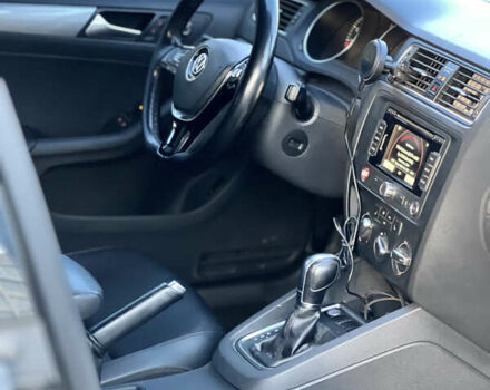 Черный Фольксваген Джетта, объемом двигателя 1.8 л и пробегом 177 тыс. км за 9990 $, фото 18 на Automoto.ua