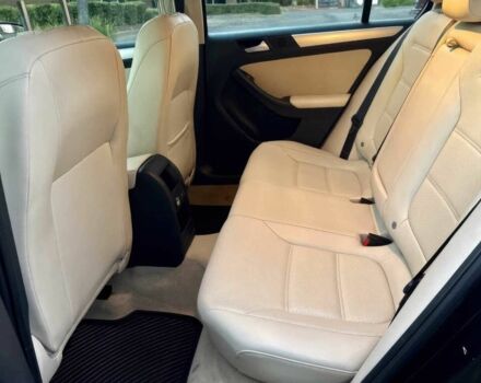 Черный Фольксваген Джетта, объемом двигателя 1.8 л и пробегом 86 тыс. км за 7000 $, фото 12 на Automoto.ua