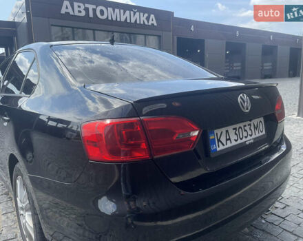 Черный Фольксваген Джетта, объемом двигателя 2 л и пробегом 133 тыс. км за 11000 $, фото 6 на Automoto.ua