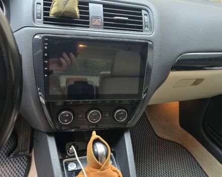 Чорний Фольксваген Джетта, об'ємом двигуна 2 л та пробігом 173 тис. км за 12500 $, фото 7 на Automoto.ua