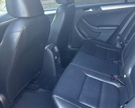 Черный Фольксваген Джетта, объемом двигателя 1.8 л и пробегом 134 тыс. км за 12000 $, фото 14 на Automoto.ua