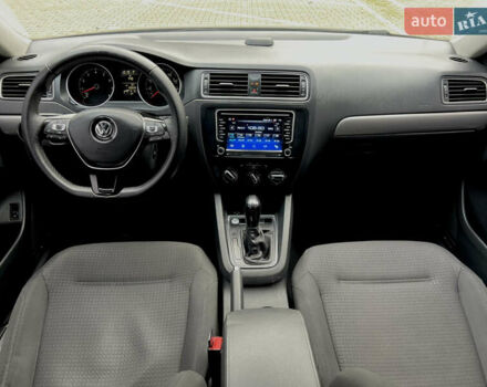 Чорний Фольксваген Джетта, об'ємом двигуна 1.8 л та пробігом 200 тис. км за 8400 $, фото 15 на Automoto.ua