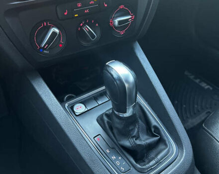 Черный Фольксваген Джетта, объемом двигателя 1.8 л и пробегом 134 тыс. км за 12000 $, фото 27 на Automoto.ua