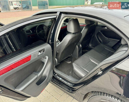 Черный Фольксваген Джетта, объемом двигателя 1.8 л и пробегом 220 тыс. км за 8500 $, фото 27 на Automoto.ua