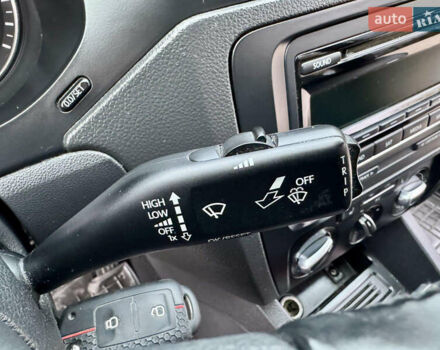 Черный Фольксваген Джетта, объемом двигателя 1.8 л и пробегом 220 тыс. км за 8500 $, фото 14 на Automoto.ua