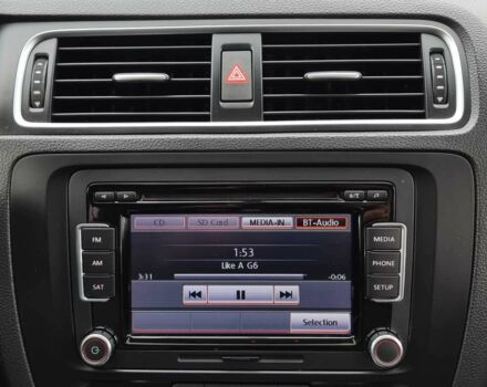 Чорний Фольксваген Джетта, об'ємом двигуна 1.8 л та пробігом 158 тис. км за 8699 $, фото 6 на Automoto.ua