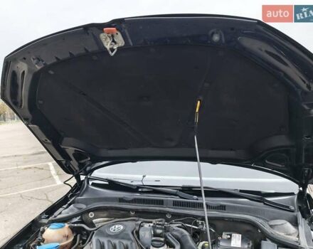 Черный Фольксваген Джетта, объемом двигателя 2 л и пробегом 223 тыс. км за 8600 $, фото 47 на Automoto.ua