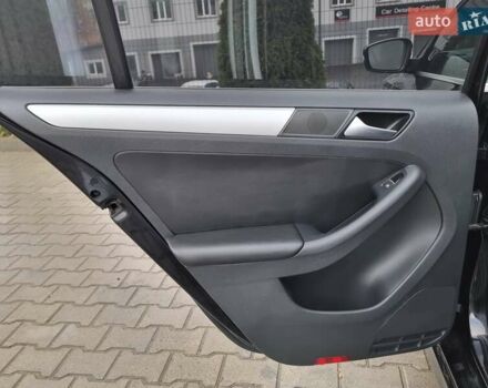 Чорний Фольксваген Джетта, об'ємом двигуна 1.8 л та пробігом 158 тис. км за 8699 $, фото 42 на Automoto.ua