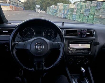 Черный Фольксваген Джетта, объемом двигателя 1.8 л и пробегом 250 тыс. км за 7900 $, фото 7 на Automoto.ua