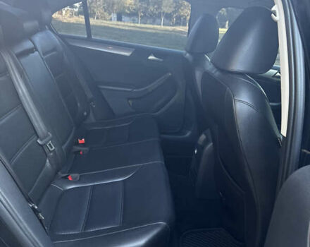 Черный Фольксваген Джетта, объемом двигателя 1.8 л и пробегом 134 тыс. км за 12000 $, фото 15 на Automoto.ua