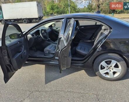 Черный Фольксваген Джетта, объемом двигателя 2 л и пробегом 250 тыс. км за 7500 $, фото 7 на Automoto.ua