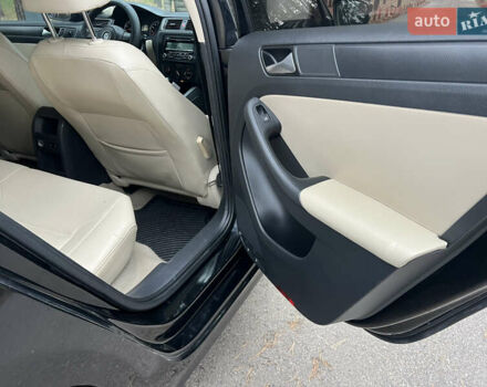 Черный Фольксваген Джетта, объемом двигателя 1.8 л и пробегом 200 тыс. км за 7499 $, фото 16 на Automoto.ua