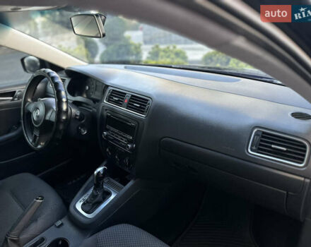 Чорний Фольксваген Джетта, об'ємом двигуна 2 л та пробігом 182 тис. км за 7700 $, фото 28 на Automoto.ua