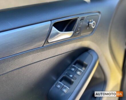 Черный Фольксваген Джетта, объемом двигателя 2 л и пробегом 117 тыс. км за 12200 $, фото 6 на Automoto.ua