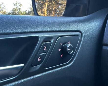 Черный Фольксваген Джетта, объемом двигателя 1.8 л и пробегом 134 тыс. км за 12000 $, фото 28 на Automoto.ua