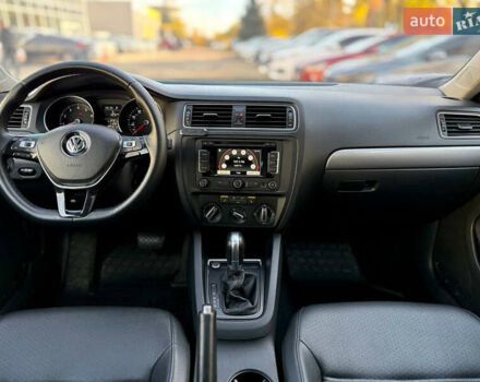 Черный Фольксваген Джетта, объемом двигателя 1.8 л и пробегом 180 тыс. км за 9599 $, фото 22 на Automoto.ua