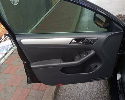 Черный Фольксваген Джетта, объемом двигателя 1.8 л и пробегом 157 тыс. км за 11999 $, фото 60 на Automoto.ua