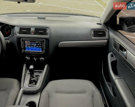 Чорний Фольксваген Джетта, об'ємом двигуна 1.8 л та пробігом 200 тис. км за 8400 $, фото 17 на Automoto.ua