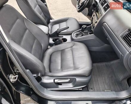 Черный Фольксваген Джетта, объемом двигателя 2 л и пробегом 223 тыс. км за 8600 $, фото 25 на Automoto.ua