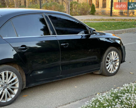 Черный Фольксваген Джетта, объемом двигателя 1.8 л и пробегом 177 тыс. км за 9990 $, фото 14 на Automoto.ua