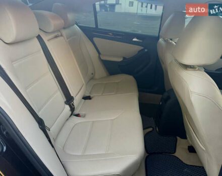 Черный Фольксваген Джетта, объемом двигателя 1.97 л и пробегом 173 тыс. км за 11300 $, фото 4 на Automoto.ua