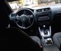 Фольксваген Джетта 2014 в Коростене на Automoto.ua Черный Фольксваген Джетта, объемом двигателя 2 л и пробегом 250 тыс. км за 8500 $, фото 7 на Automoto.ua