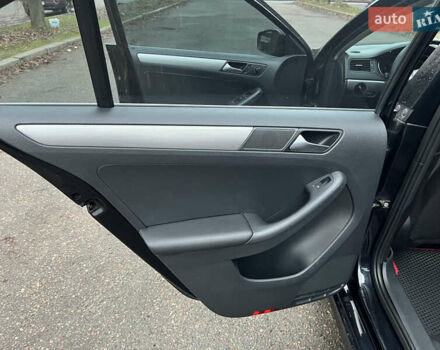 Черный Фольксваген Джетта, объемом двигателя 1.98 л и пробегом 145 тыс. км за 9400 $, фото 12 на Automoto.ua