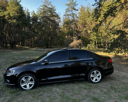 Черный Фольксваген Джетта, объемом двигателя 1.8 л и пробегом 134 тыс. км за 12000 $, фото 3 на Automoto.ua